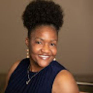 Meet your Posher, Denise